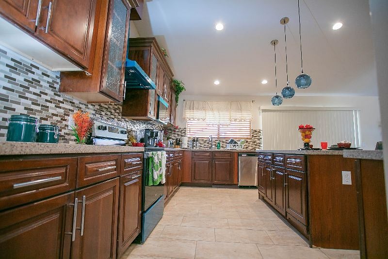 Furnished Finder property 460405_1 photo 5