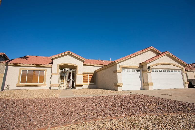 Furnished Finder property 460405_1 photo 16
