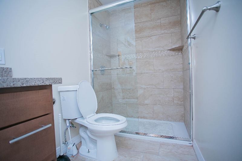 Furnished Finder property 460405_1 photo 9
