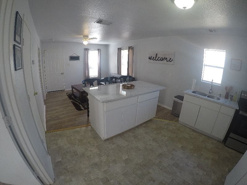 Furnished Finder property 460409_1 photo 2