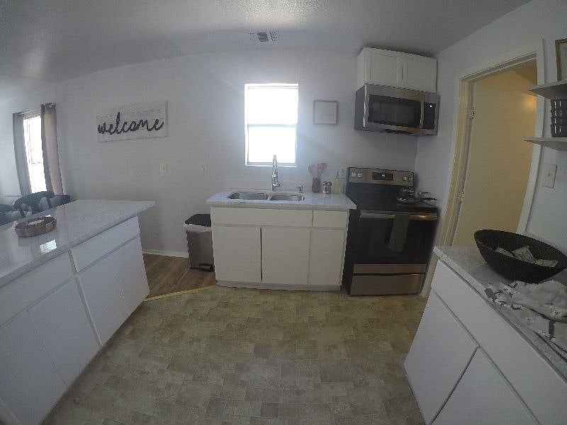 Furnished Finder property 460409_1 photo 6