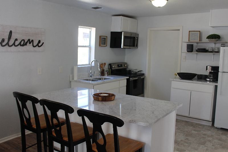 Furnished Finder property 460409_1 photo 7