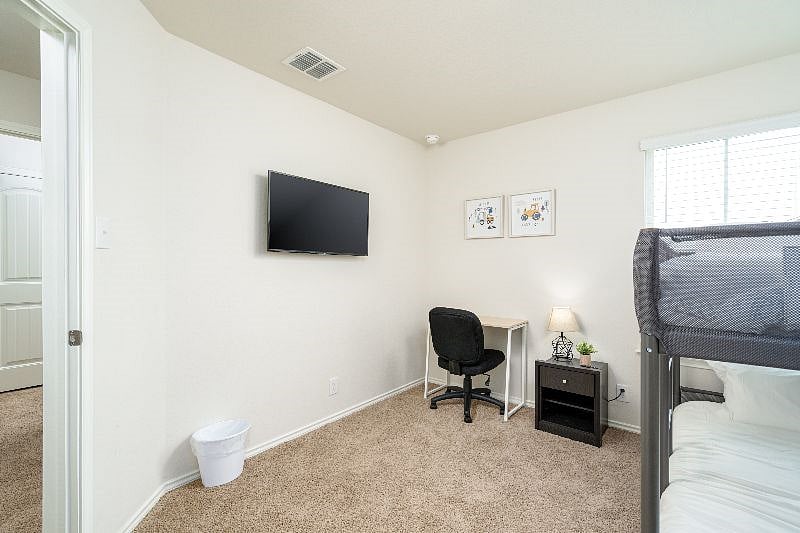 Furnished Finder property 460427_1 photo 31