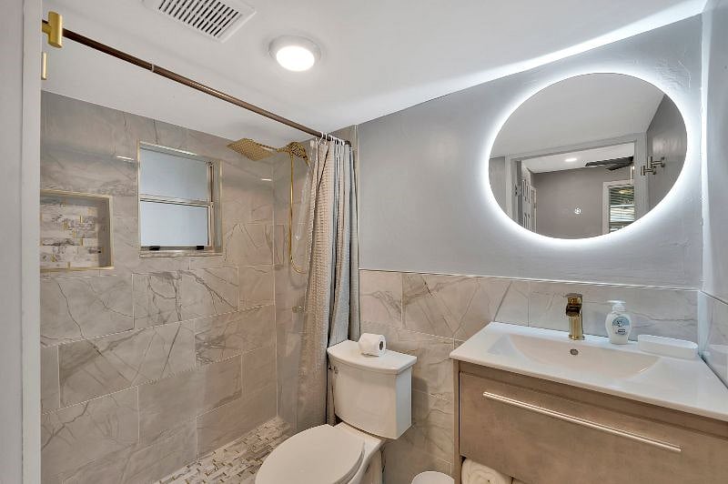 Furnished Finder property 460438_1 photo 7