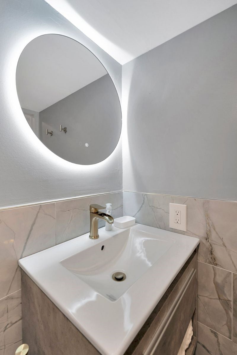 Furnished Finder property 460438_1 photo 14