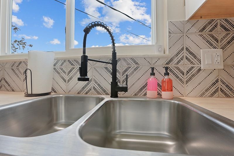 Furnished Finder property 460525_1 photo 9