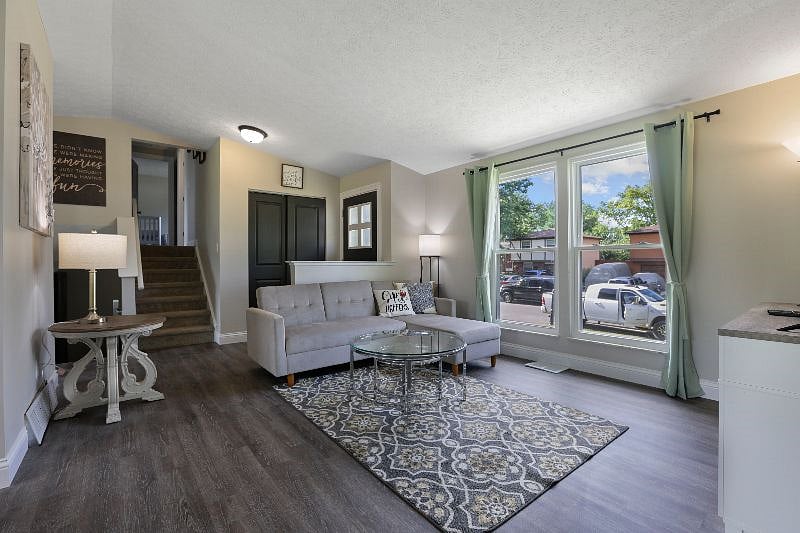 Furnished Finder property 460525_1 photo 17