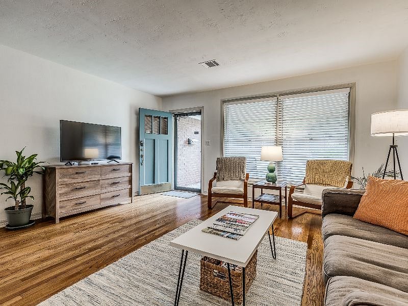Furnished Finder property 460534_1 photo 11