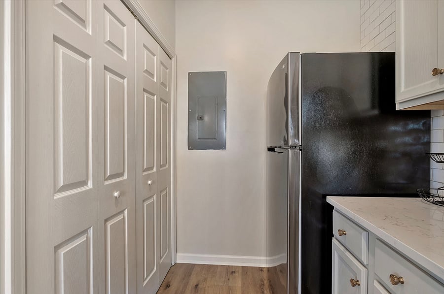 Furnished Finder property 460554_1 photo 18