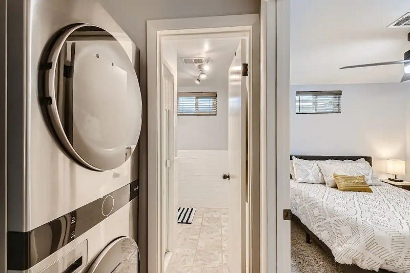 Brand new large washer dryer with 30 minute express cycle