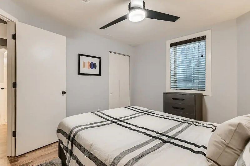 Bedroom 1 - queen sized, larger room
