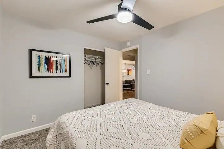 Bedroom 2 - queen sized