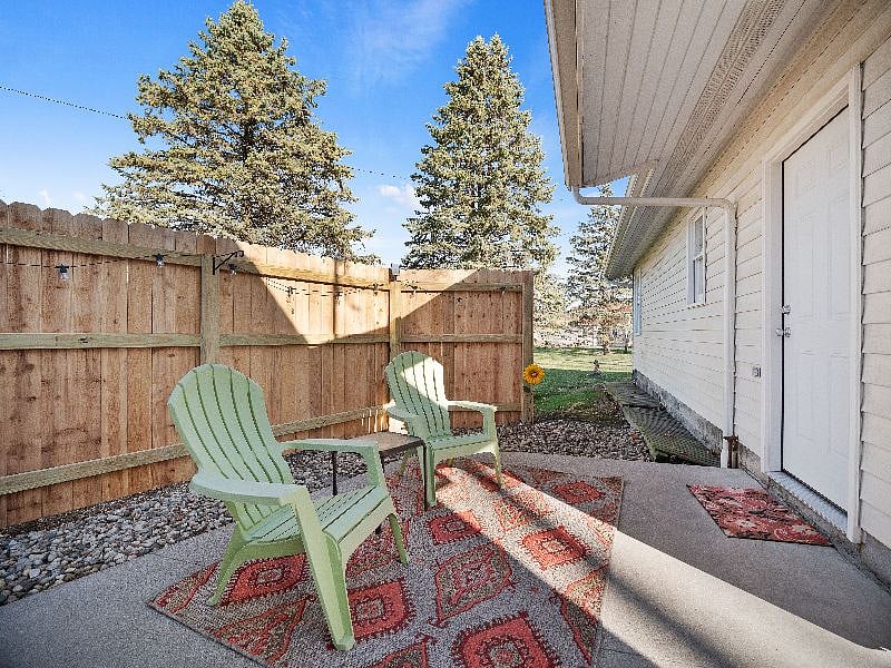 Furnished Finder property 460587_1 photo 17