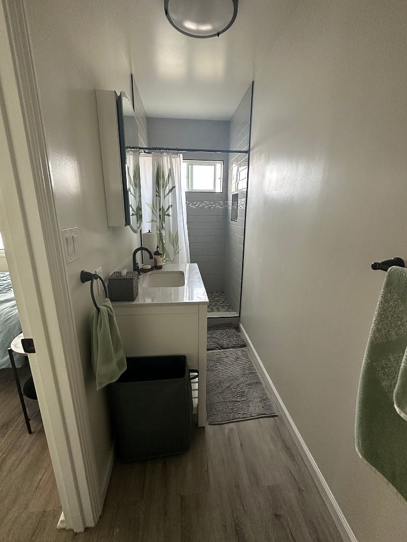 Furnished Finder property 460628_1 photo 12