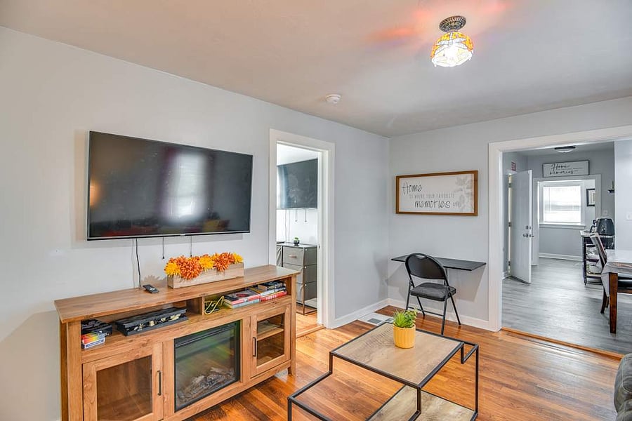Furnished Finder property 460642_1 photo 3
