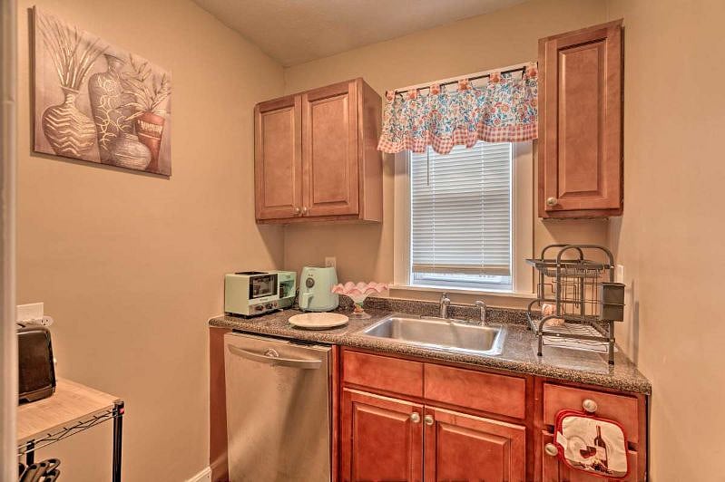 Furnished Finder property 460642_2 photo 10