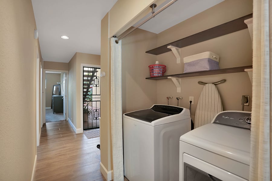Furnished Finder property 460661_1 photo 17