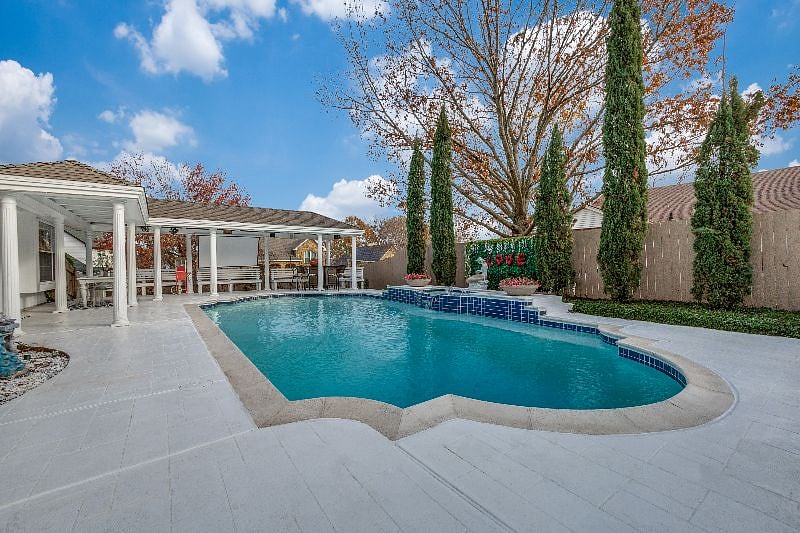 Furnished Finder property 460713_1 photo 8