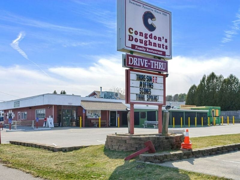 1 mile away from the famous "Condons Donuts" in Wells Maine