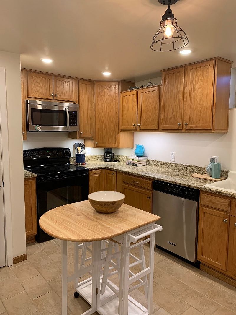 Furnished Finder property 460766_1 photo 2