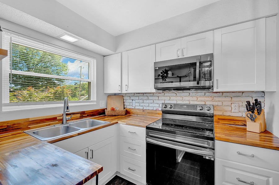 Furnished Finder property 460787_1 photo 18