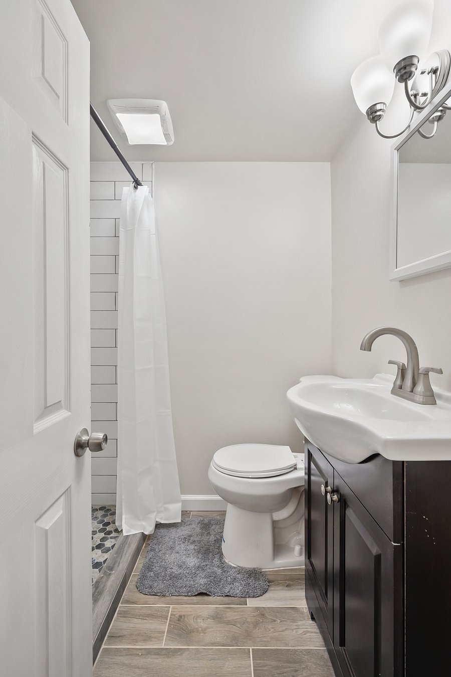 Furnished Finder property 460794_1 photo 8
