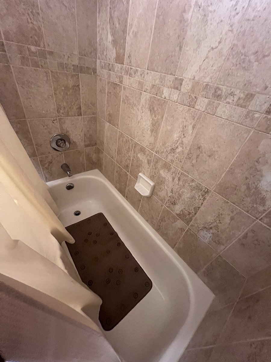 Furnished Finder property 460810_1 photo 15