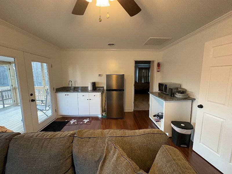 Furnished Finder property 460826_1 photo 4