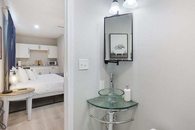 Furnished Finder property 460830_2 photo 13