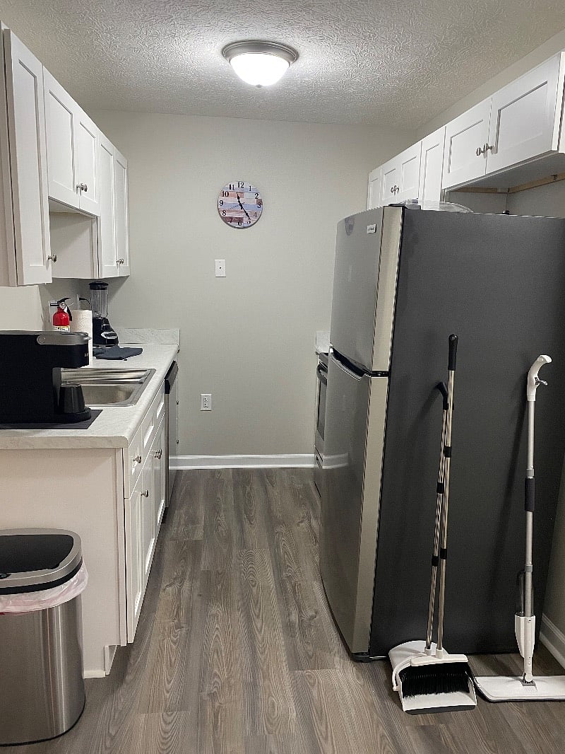 Furnished Finder property 460837_1 photo 6