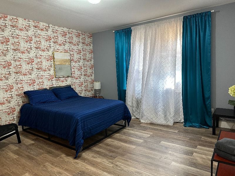 Furnished Finder property 460856_1 photo 2