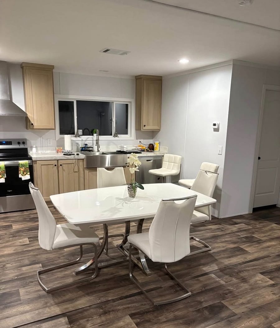 Furnished Finder property 460873_1 photo 4