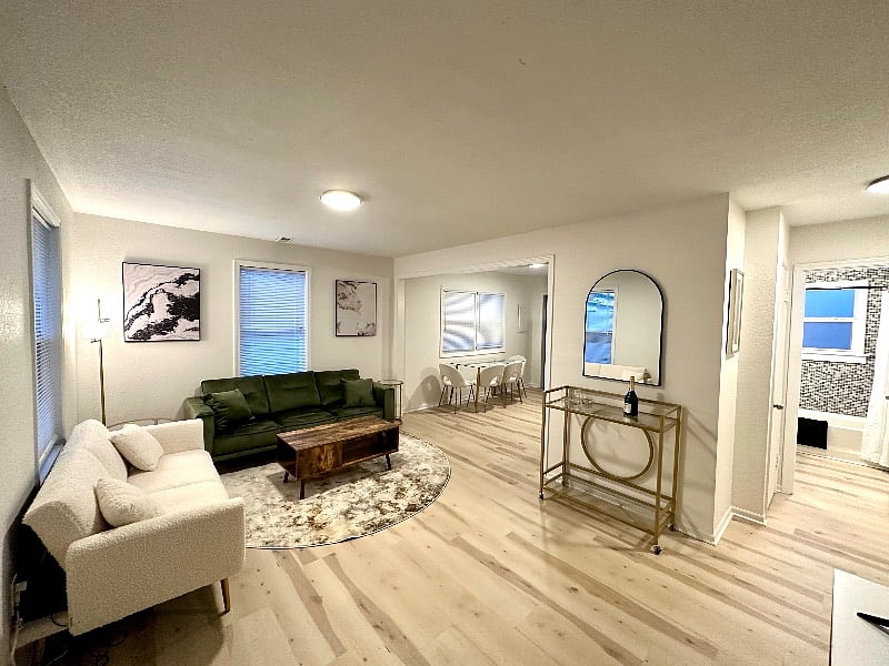 Furnished Finder property 460885_1 photo 3