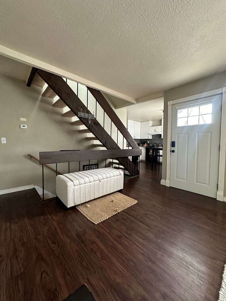 Furnished Finder property 460889_1 photo 3