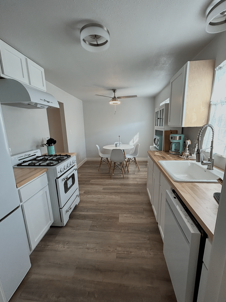 Furnished Finder property 460929_2 photo 10