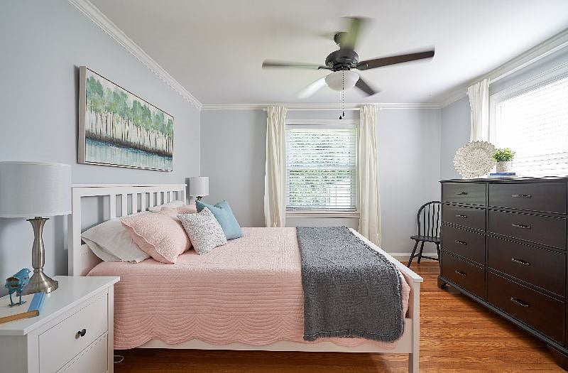 Bedroom #2 - 1 queen beds - memory foam mattress - wall mounted TV with over 500 things to watch.