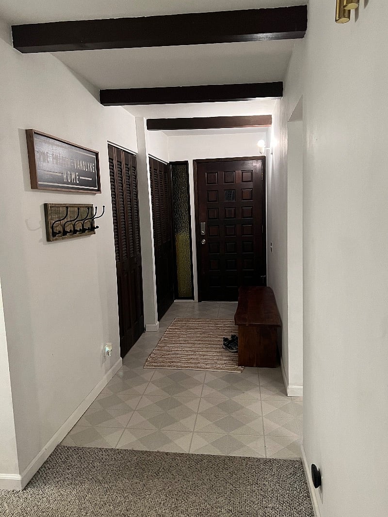 Entry way