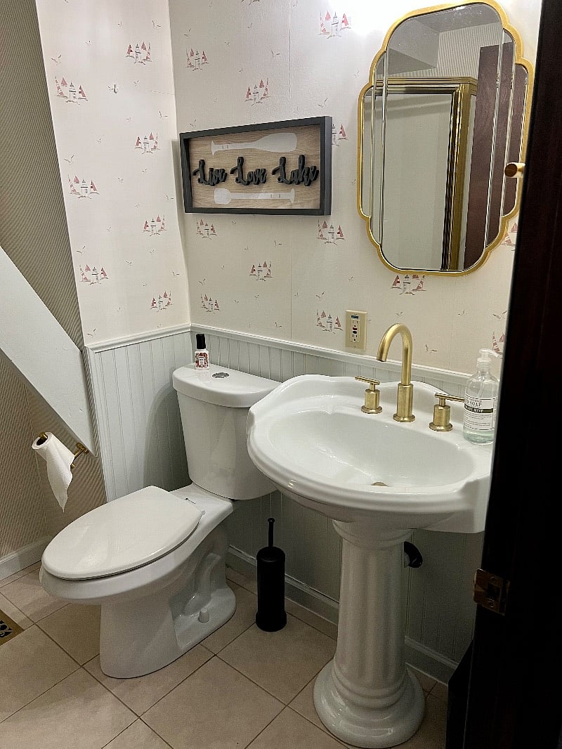 Guest bathroom