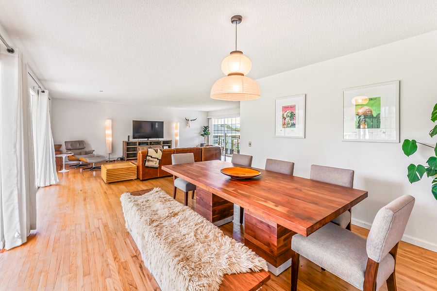 Sit in style in your midcentury living room!