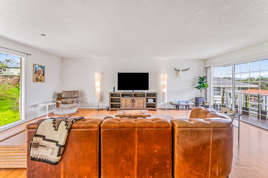 Sit in style in your midcentury living room!