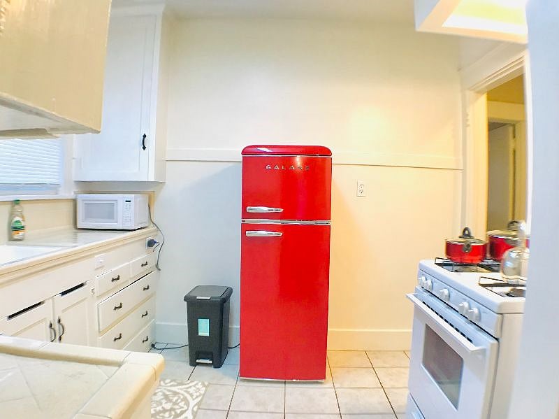 Furnished Finder property 461051_4 photo 27