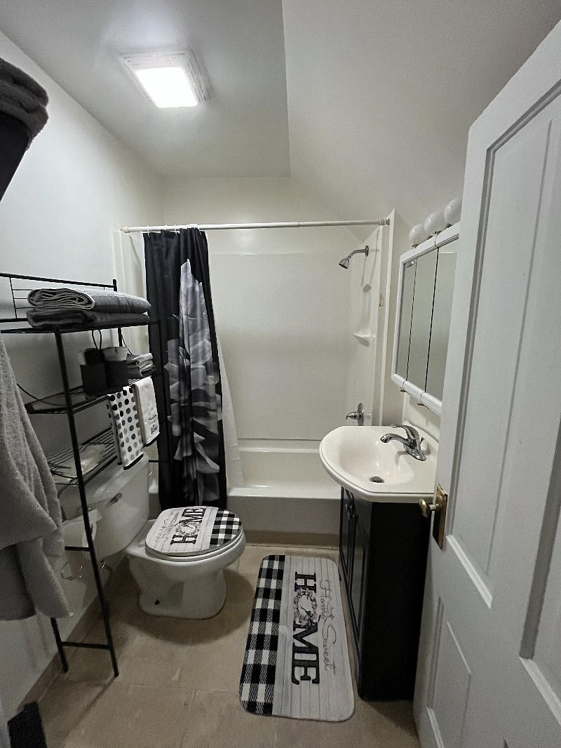 Furnished Finder property 461060_1 photo 17