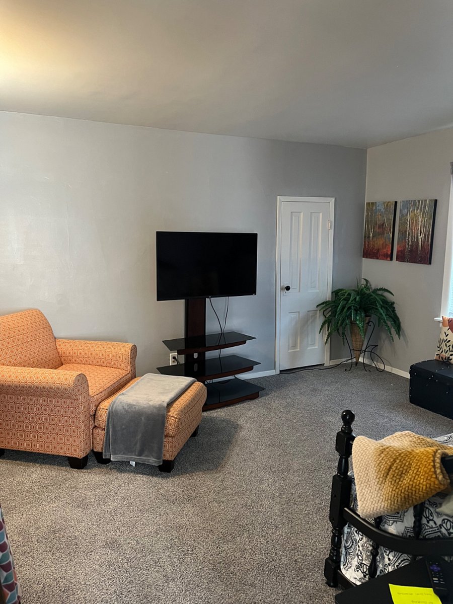 Furnished Finder property 461060_1 photo 3