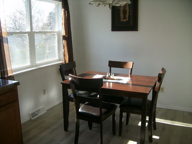 Furnished Finder property 461067_1 photo 4