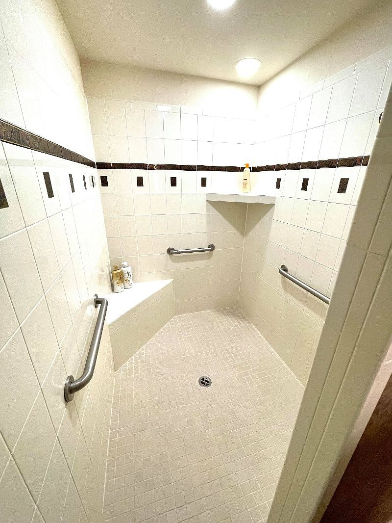 Furnished Finder property 461090_1 photo 8