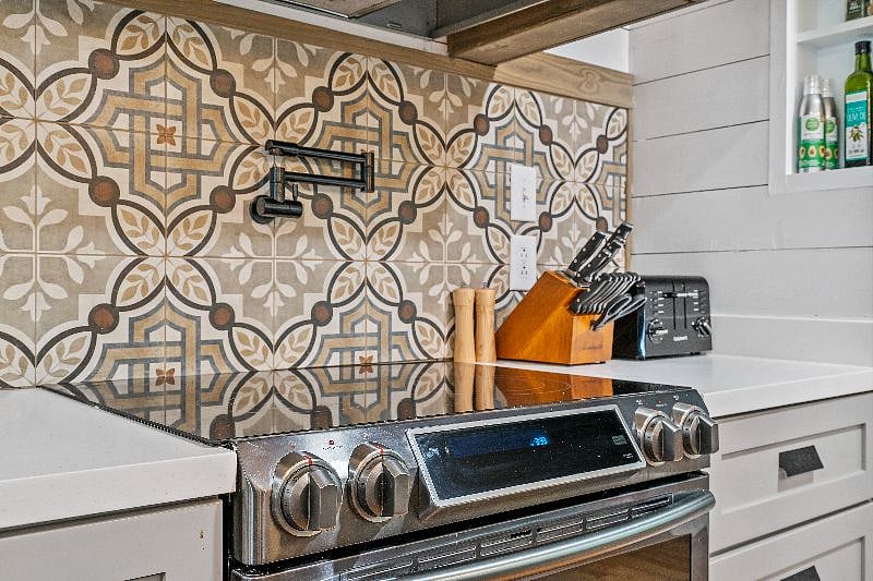 Samsung Stove & Cooktop