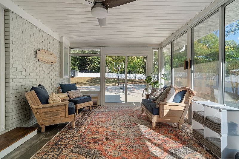 Sunporch