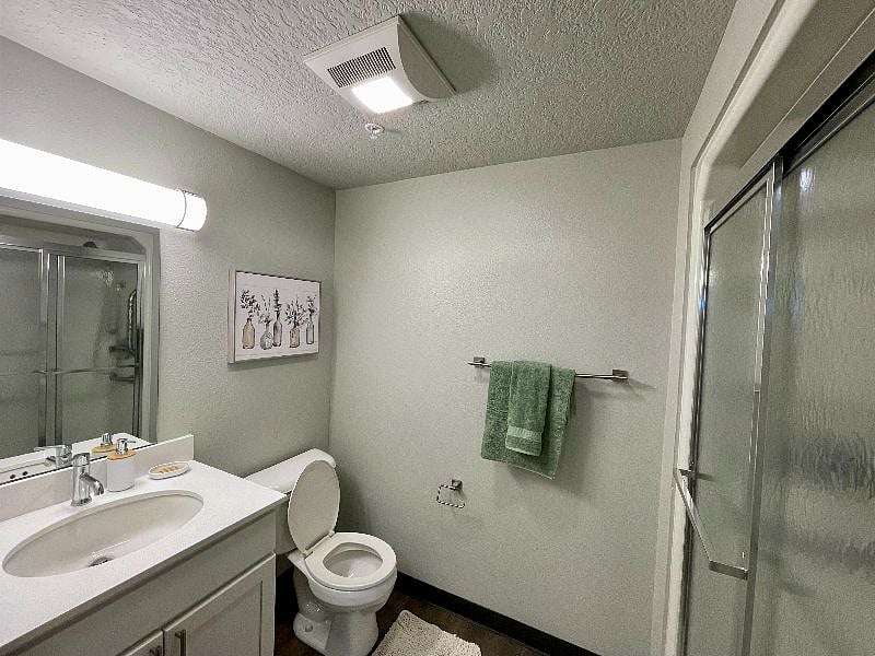 Studio Unit - $1,095