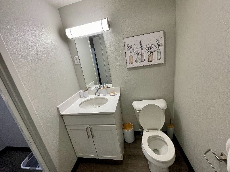Studio Unit - $1,095