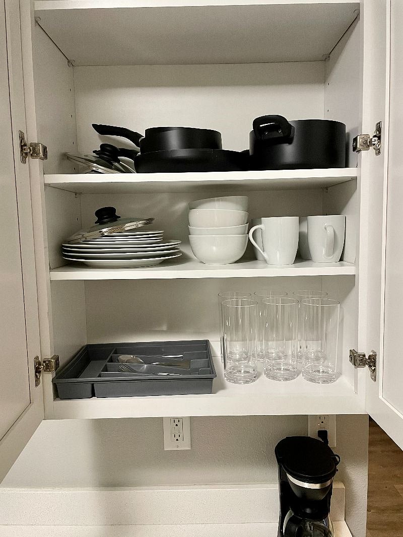 Studio Unit - $1,095